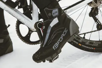 Tretry zimní FORCE MTB ICE21 Černé