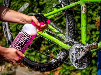 MUC-OFF NANO TECH BIKE CLEANER - Nano čistící prostředek 5L