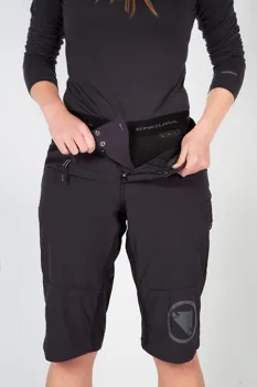 Endura dámské spodní kraťasy Clickfast™ s vložkou Černá