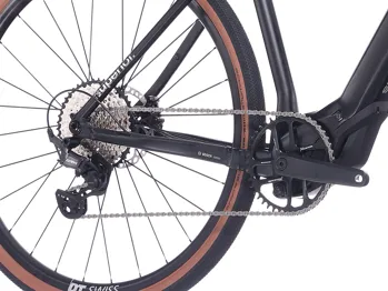 Superior iXR 6.5 2026 Gloss Black / Matte Black