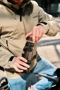 Láhev na kolo Fidlock Life s magnetickým držákem barva Černá