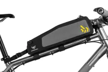 Brašna Apidura NEW Backcountry long top tube pack (1,8l) Brašna Apidura NEW Backcountry long top tube pack (1,8l)