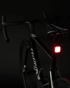 Blikačka zadní FORCE COB 2.0 25LM, 36 x LED, USB