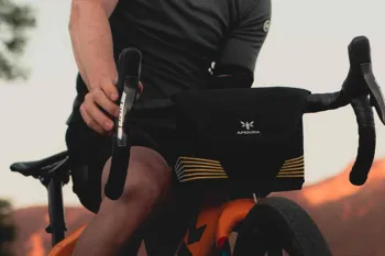 Brašna Apidura Racing handlebar pack (2l)