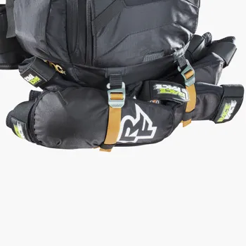 EVOC FR TRAIL BLACKLINE 20 Black