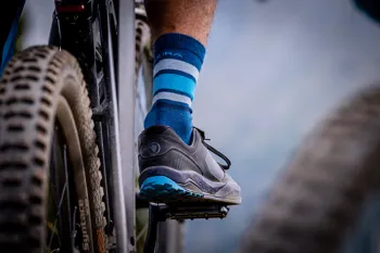 Endura Ponožky Merino Stripe Červená