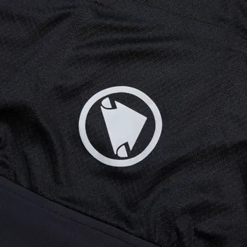 Endura dres FS260 s krátkým rukávem (Relaxed Fit) Černá