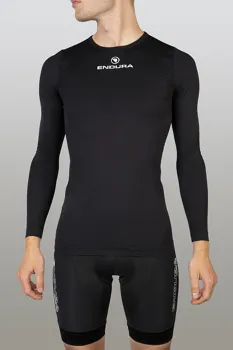 Endura spodní triko Engineered Černá